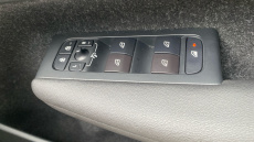 Volvo Xc40 2.0 T5 R DESIGN 5dr AWD Geartronic Petrol Estate